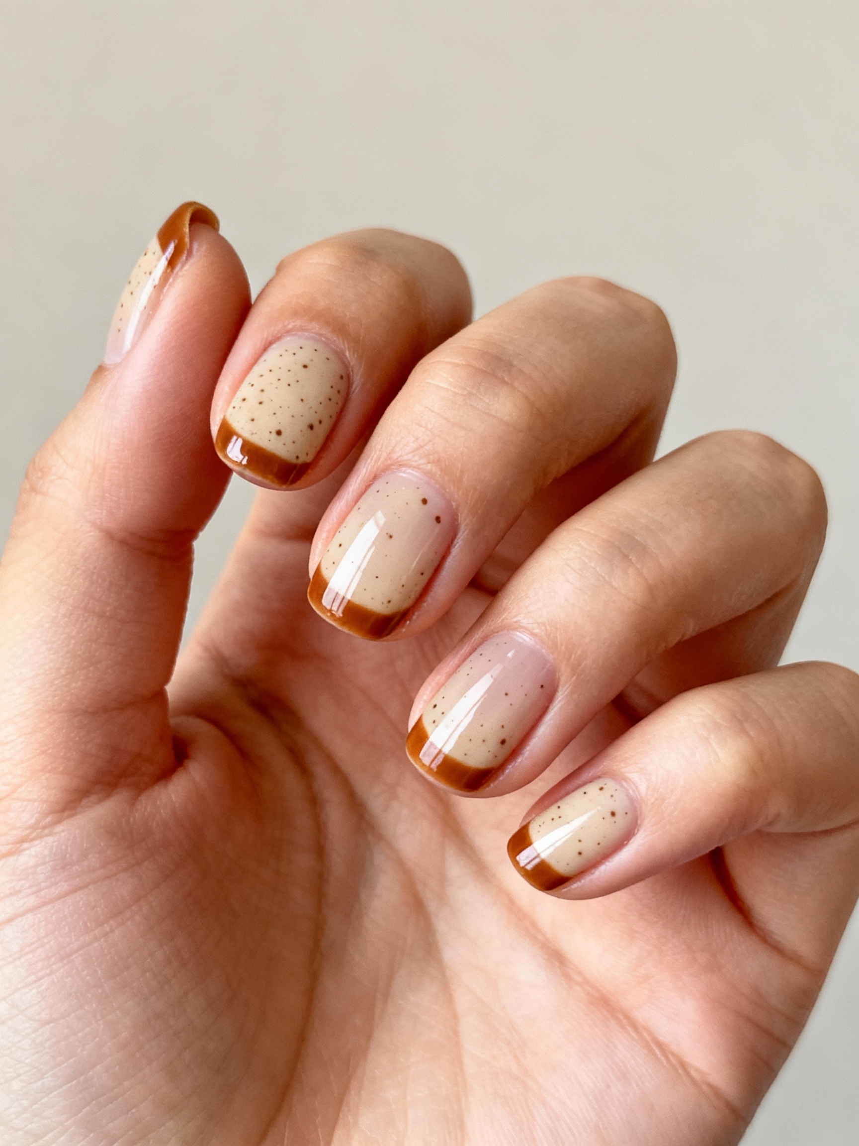 caramel speckled glossy latte tips