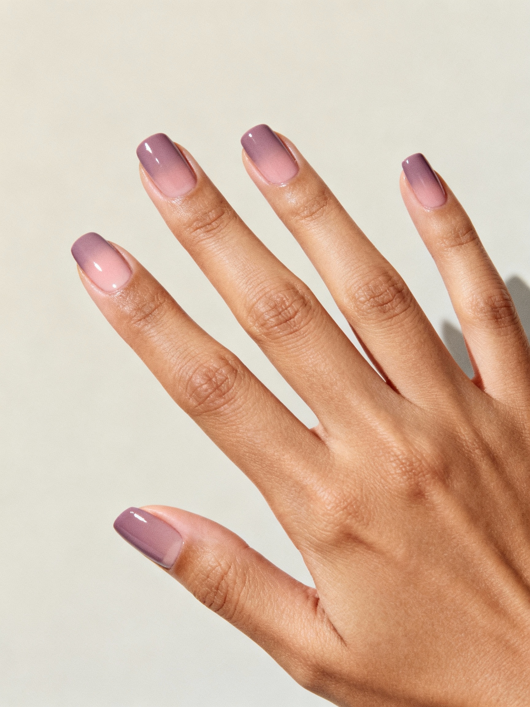 mauve to nude glossy gradient