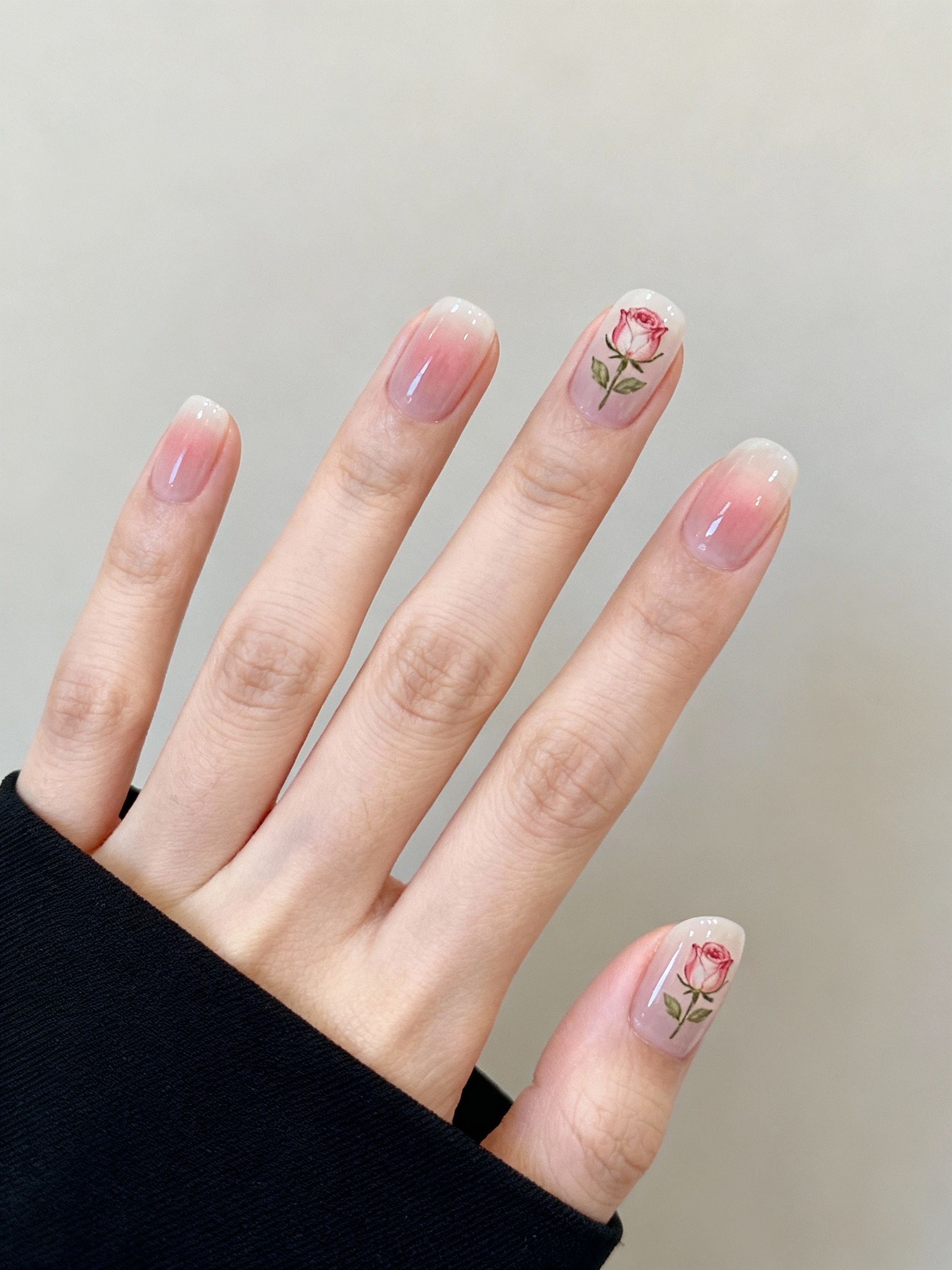 short ovals with rosebuds