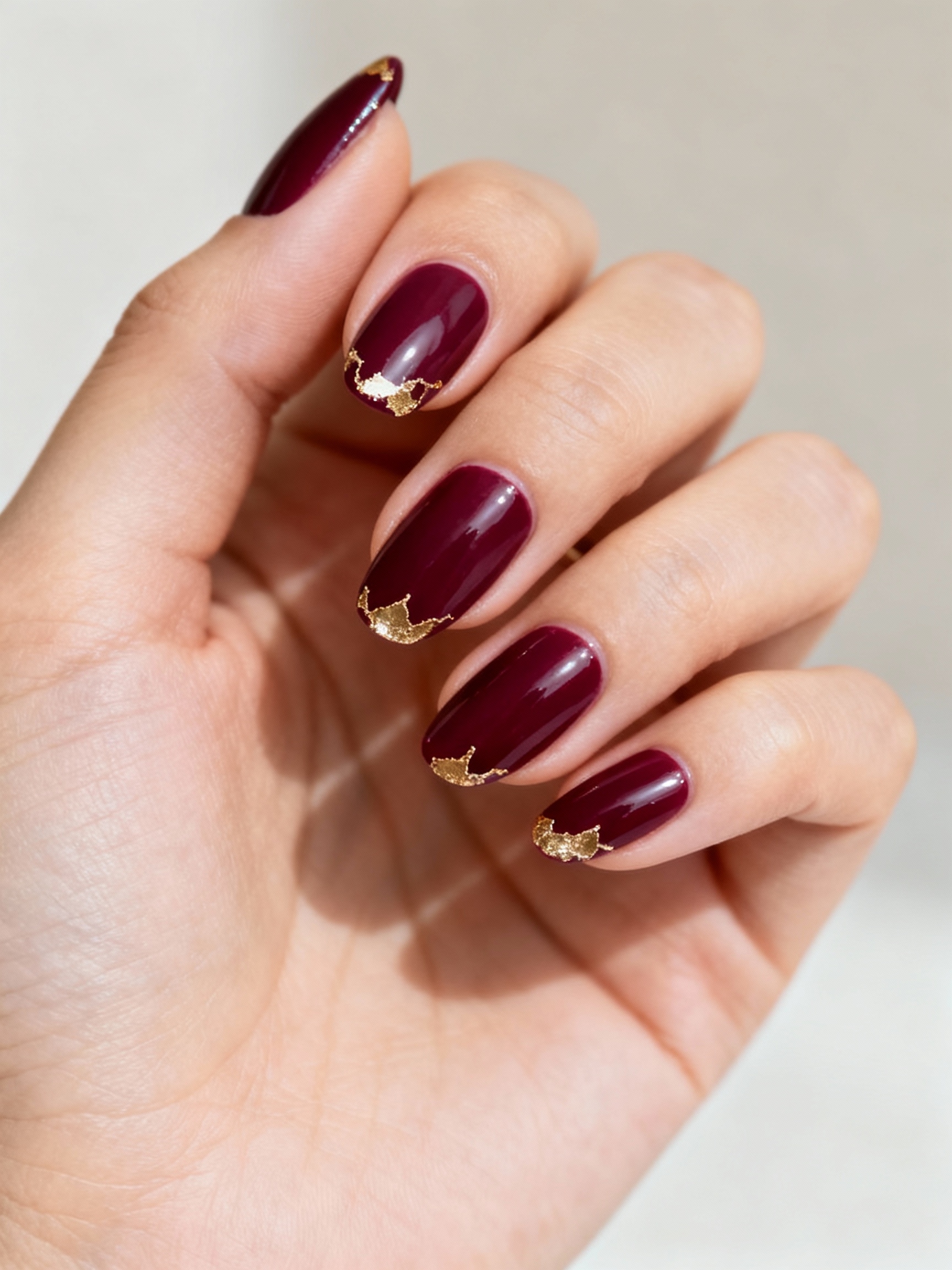 wine gloss with gold
